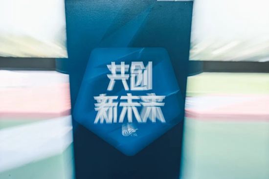 伸手到内裤里尽情揉搓