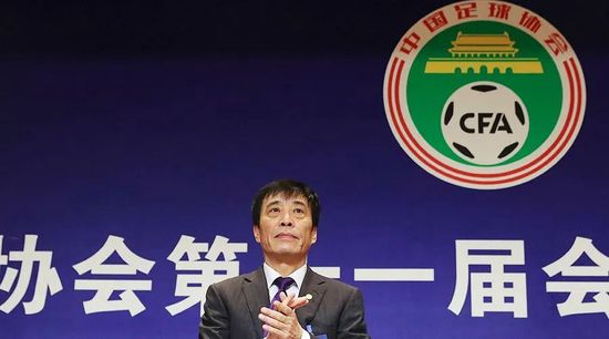 部长的另一位妻子